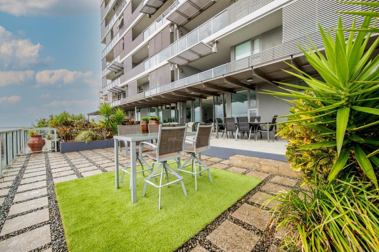 Cairns Waterfront Luxury At Harbourlights Apartman Kültér fotó