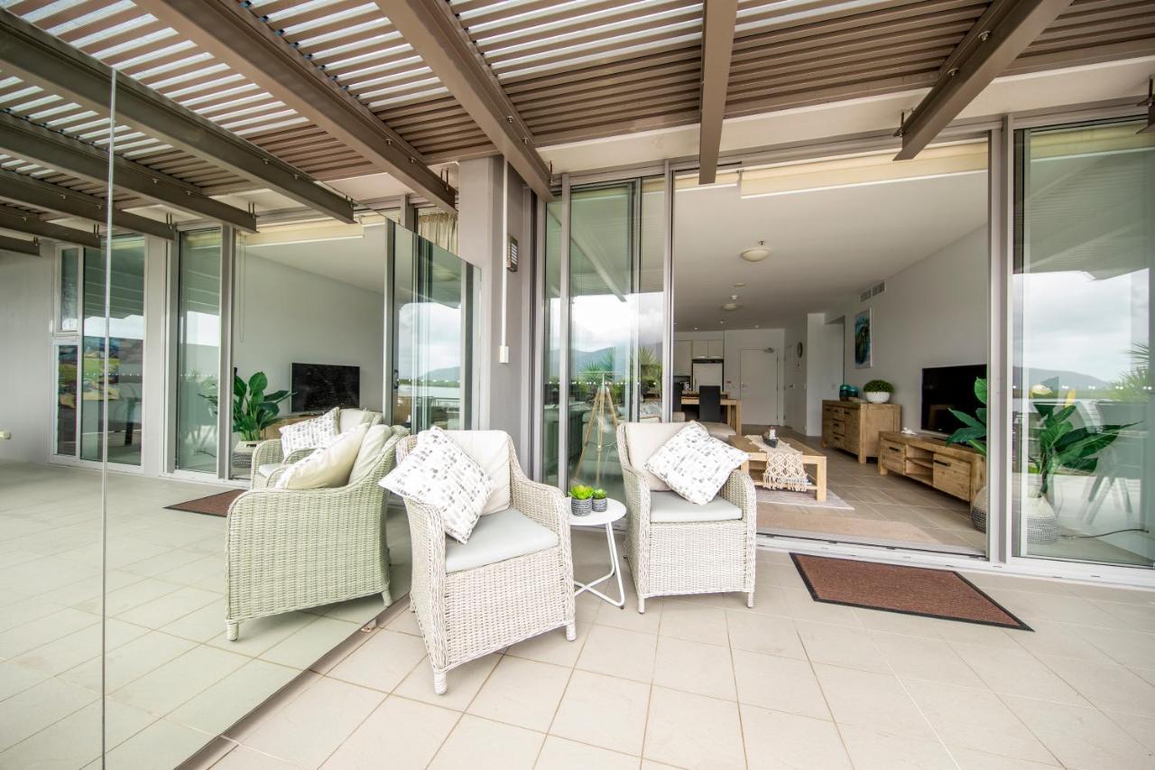 Cairns Waterfront Luxury At Harbourlights Apartman Kültér fotó
