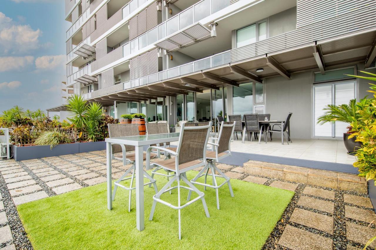 Cairns Waterfront Luxury At Harbourlights Apartman Kültér fotó