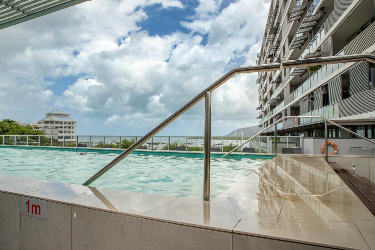 Cairns Waterfront Luxury At Harbourlights Apartman Kültér fotó